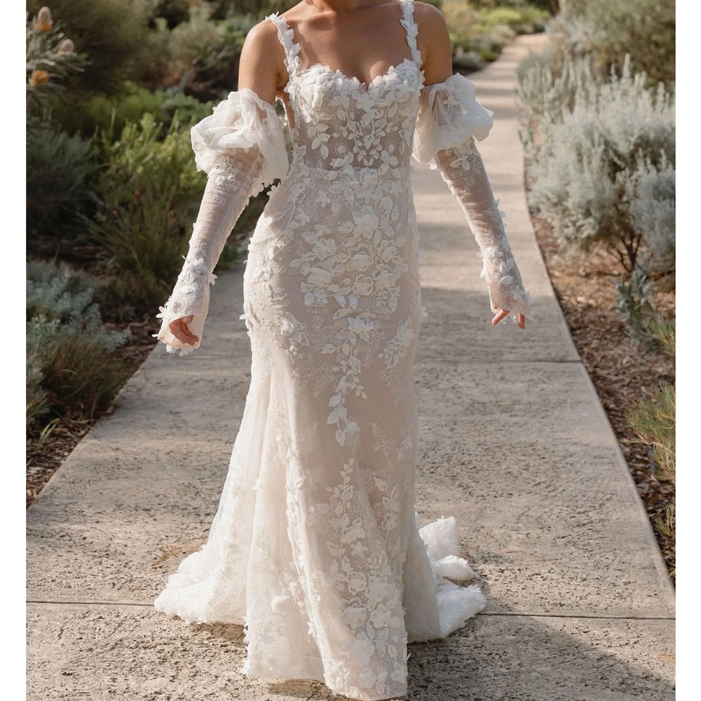 Madi Lane Sharne Elegant Lace Floral White Dress